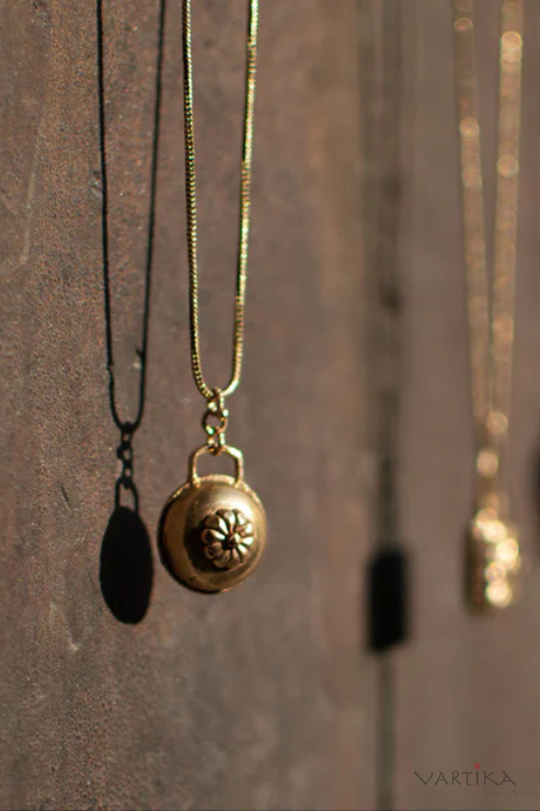 Ancient Puffy Pendant