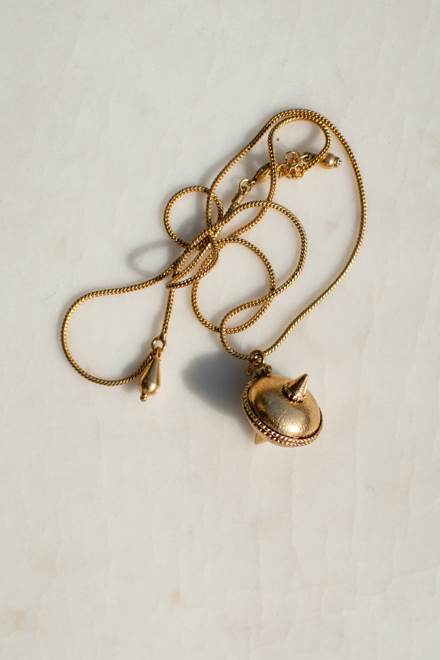 Classic Long Pendant